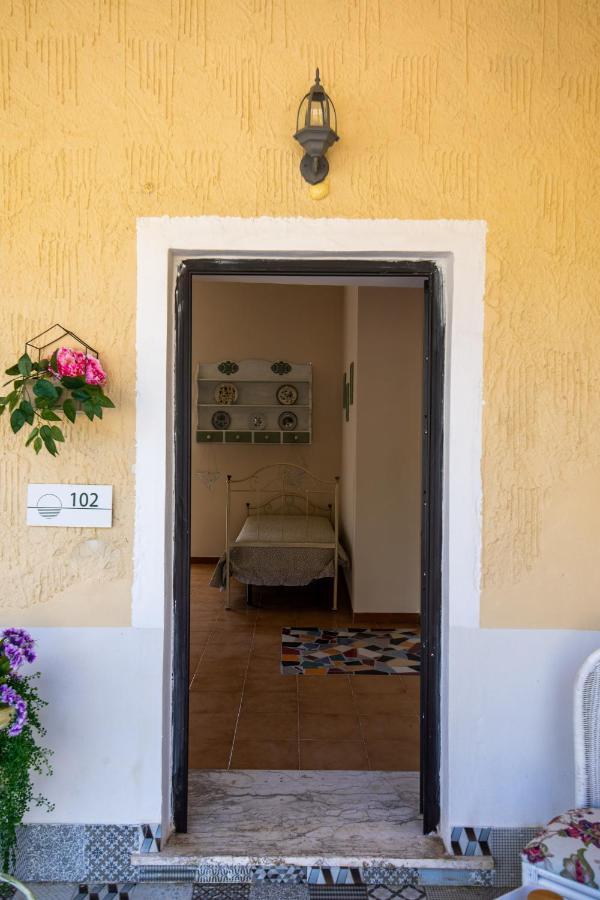 Il Panorama Housing Cilento Aparthotel Santa Maria di Castellabate Exterior photo