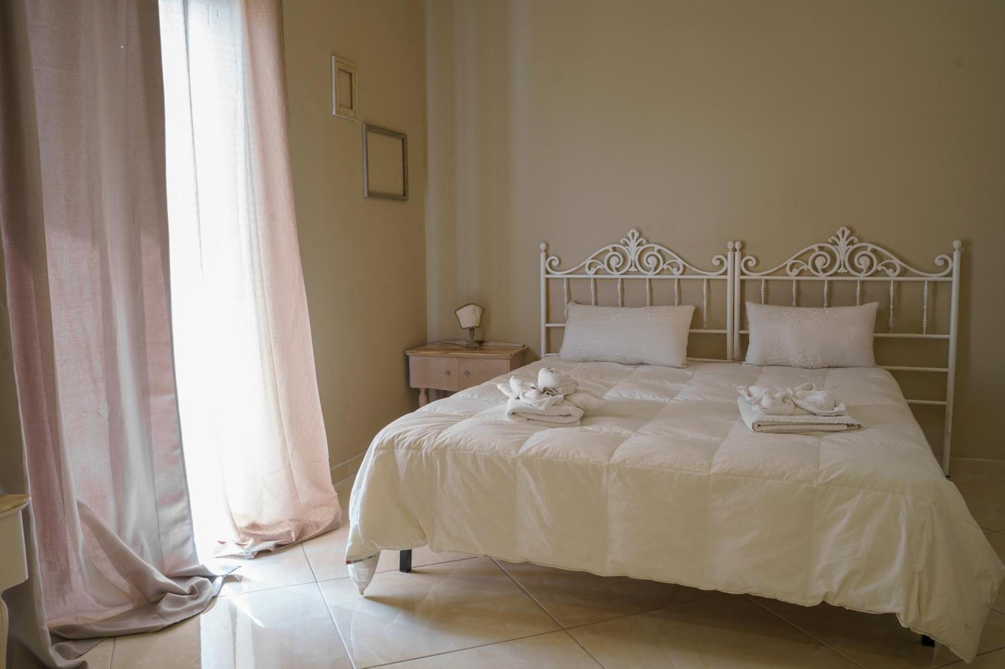 Il Panorama Housing Cilento Aparthotel Santa Maria di Castellabate Exterior photo