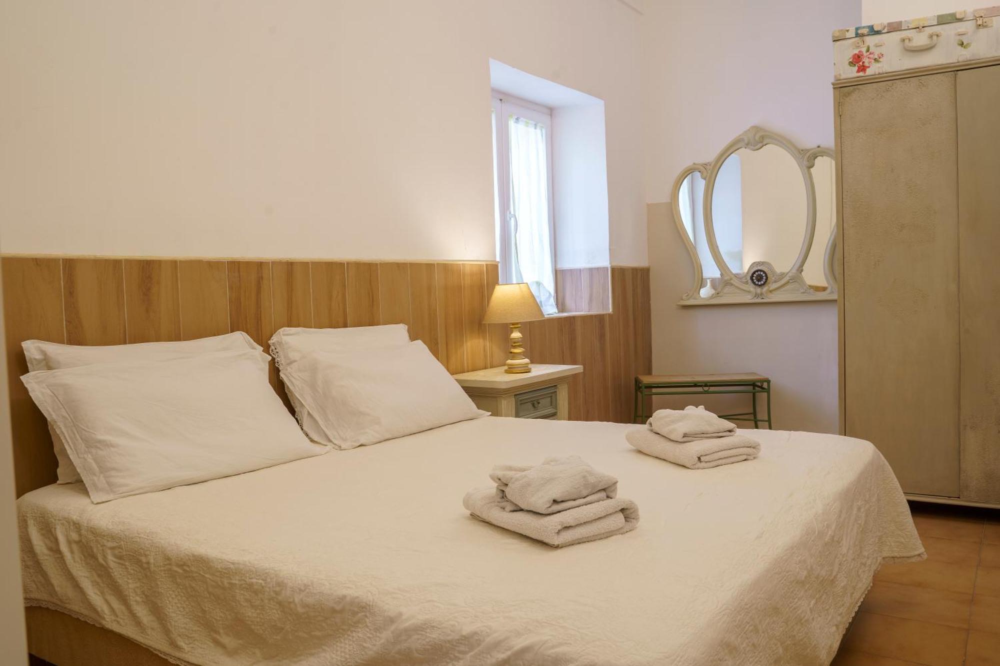 Il Panorama Housing Cilento Aparthotel Santa Maria di Castellabate Exterior photo